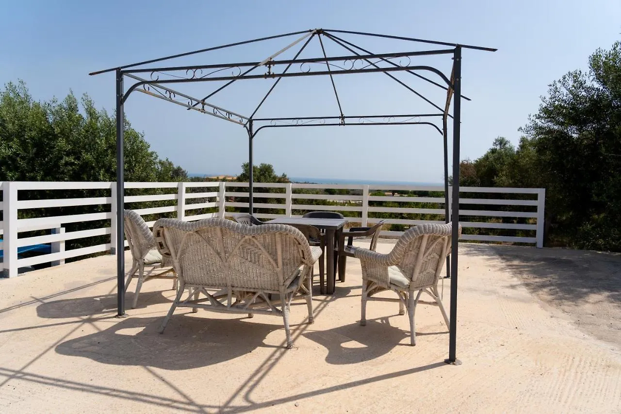 B&B L'Uliveto Rooms & Pool Marzamemi