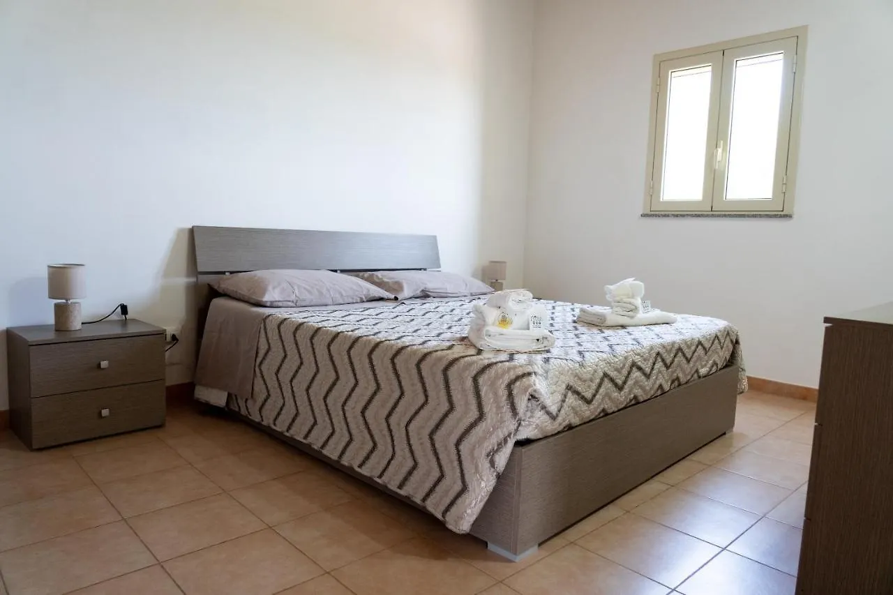 B&B L'Uliveto Rooms & Pool Marzamemi Frühstückspension